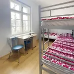 Bp Hostel *